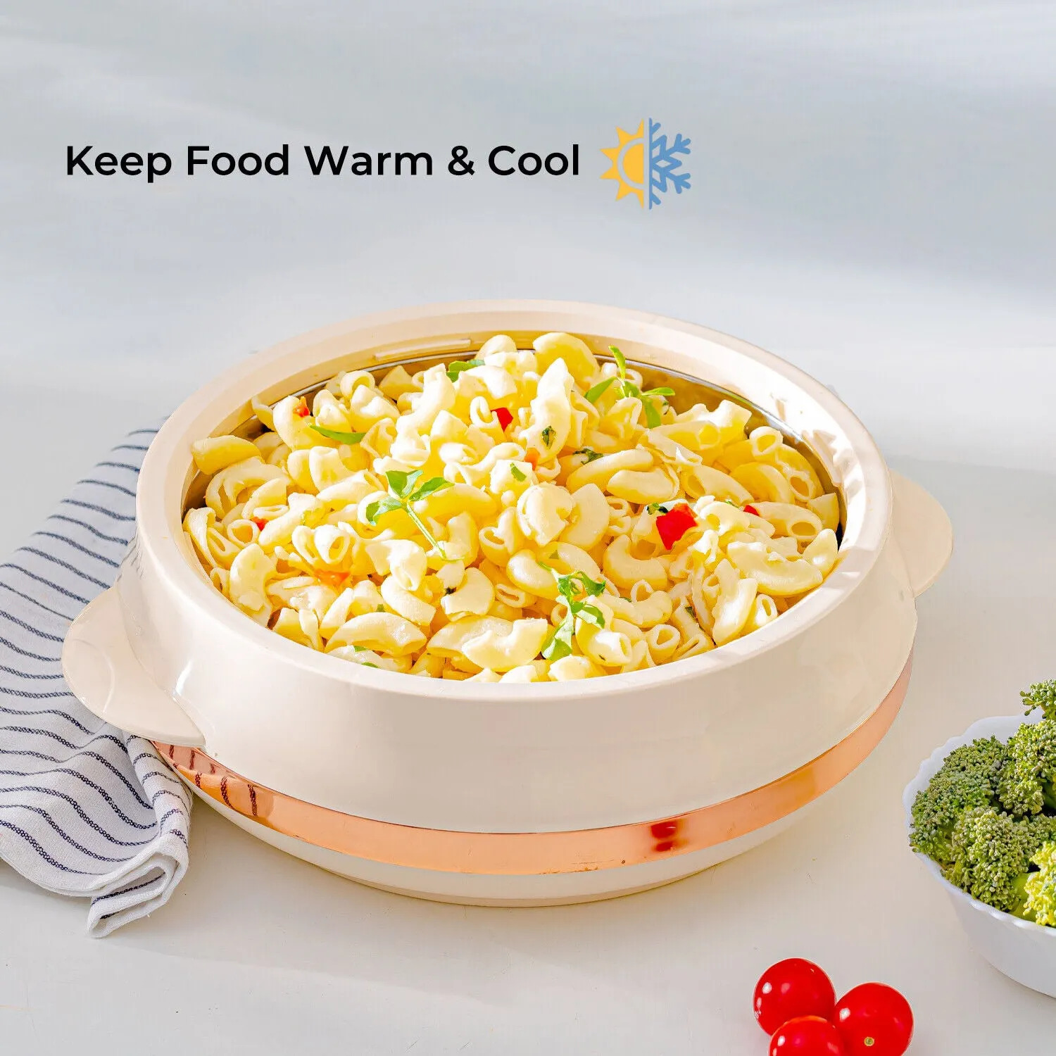 2.5L Beige Insulated Casserole Dish and Hot Pot