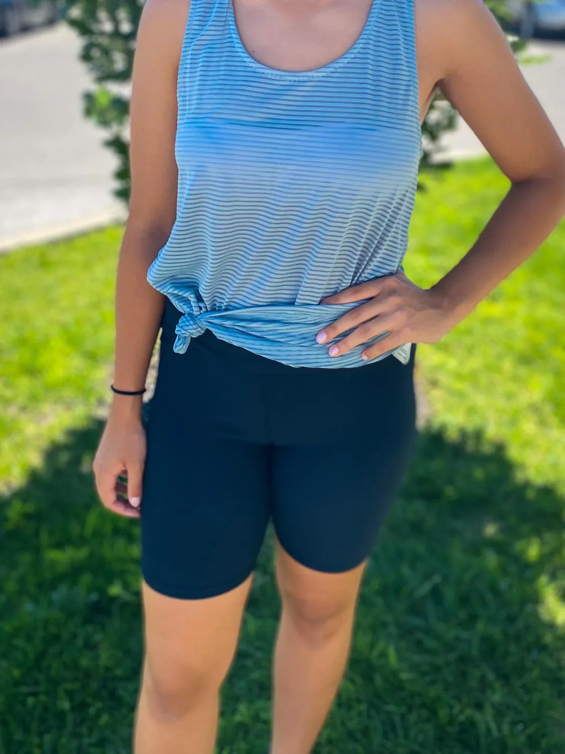 Ribbed V-Cross Biker Shorts